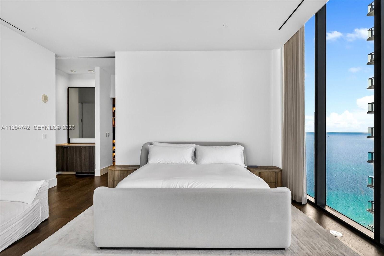 MUSE CONDO - Residential