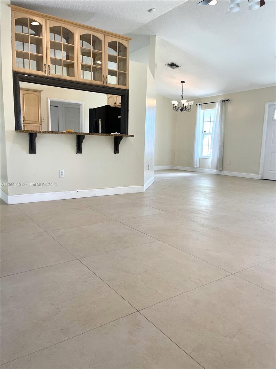 O DONNELL ESTATES - Residential Lease