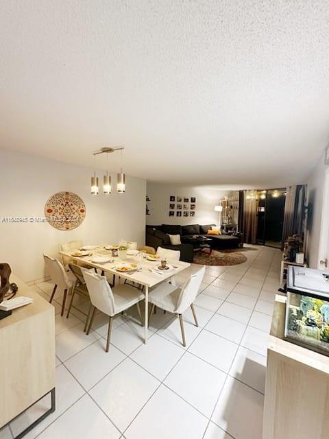 EMERALD HILLS C C APTS CO - Residential