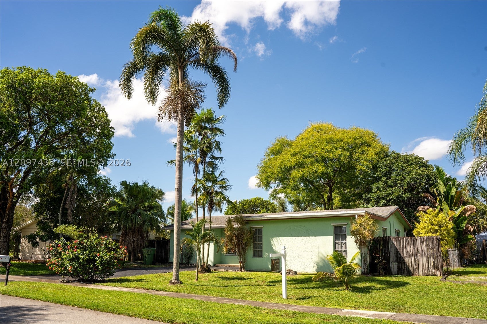 1010 NW 93rd Ter
