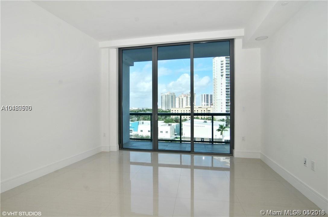 Echo Aventura - Residential Lease
