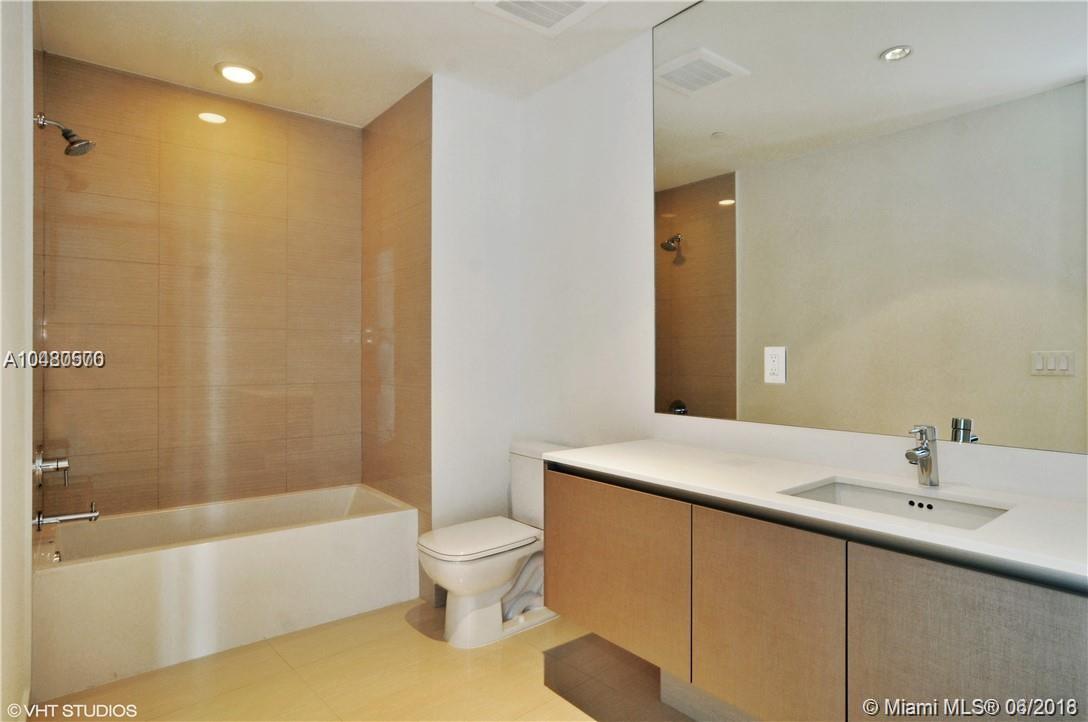 Echo Aventura - Residential Lease