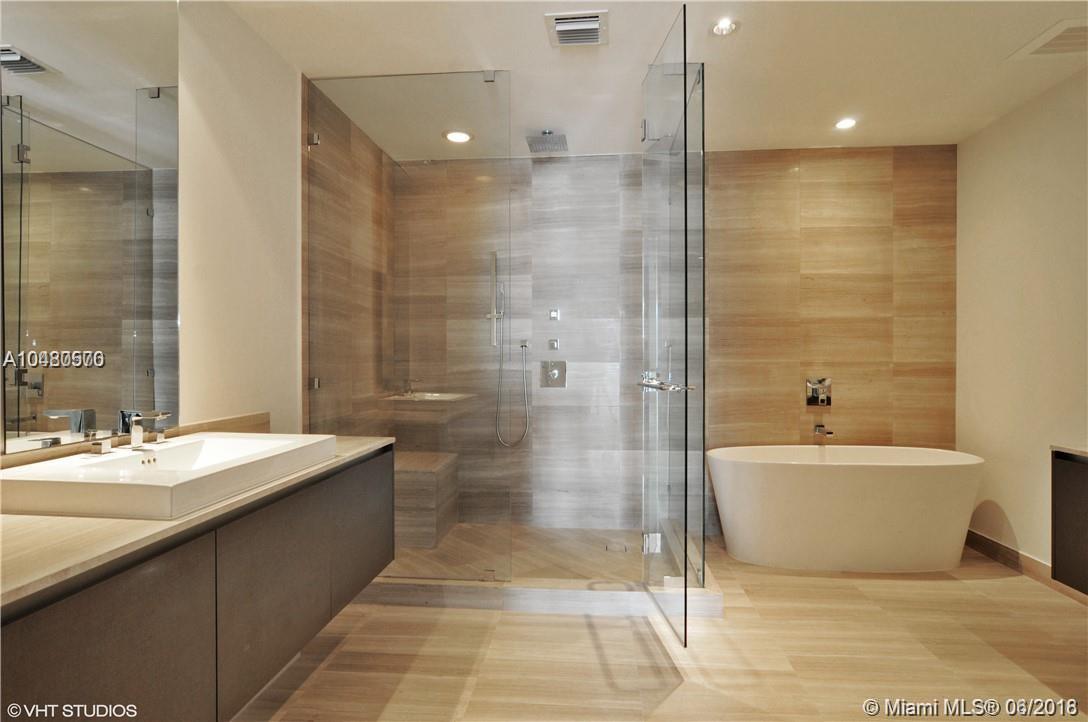 Echo Aventura - Residential Lease