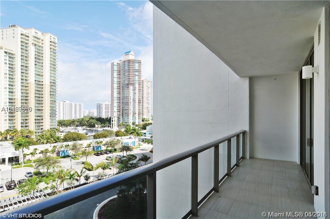 Echo Aventura - Residential Lease