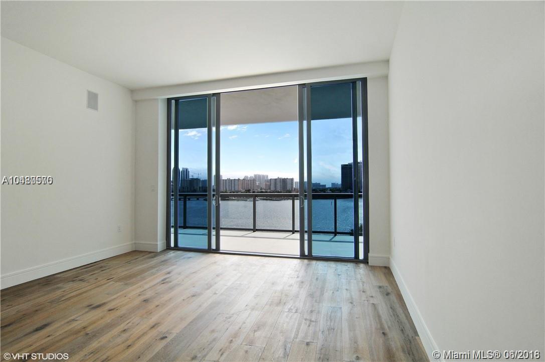 Echo Aventura - Residential Lease