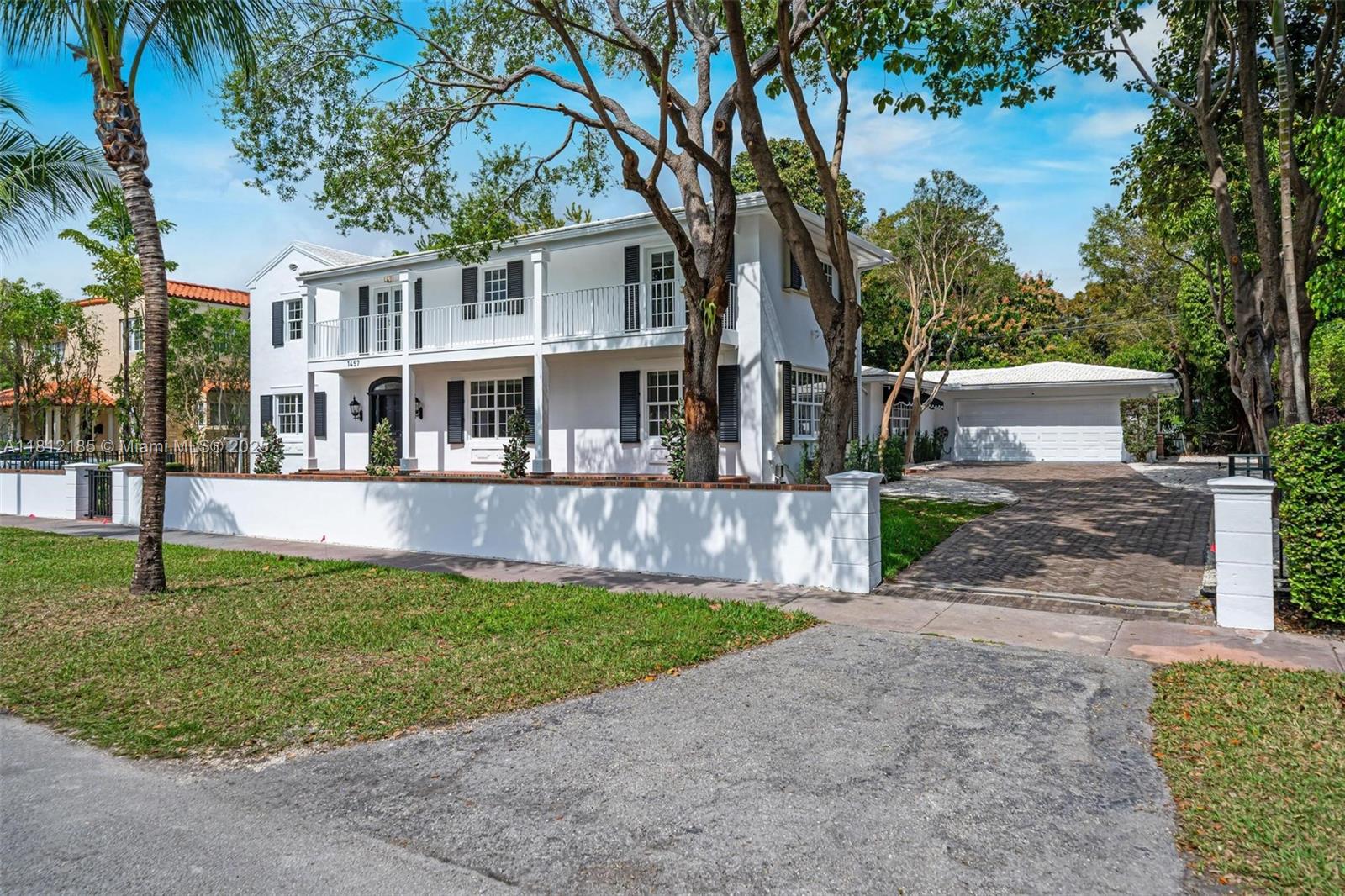 1457 Certosa Ave, Coral Gables, Broward County, Florida - 5 Bedrooms  
5 Bathrooms - 
