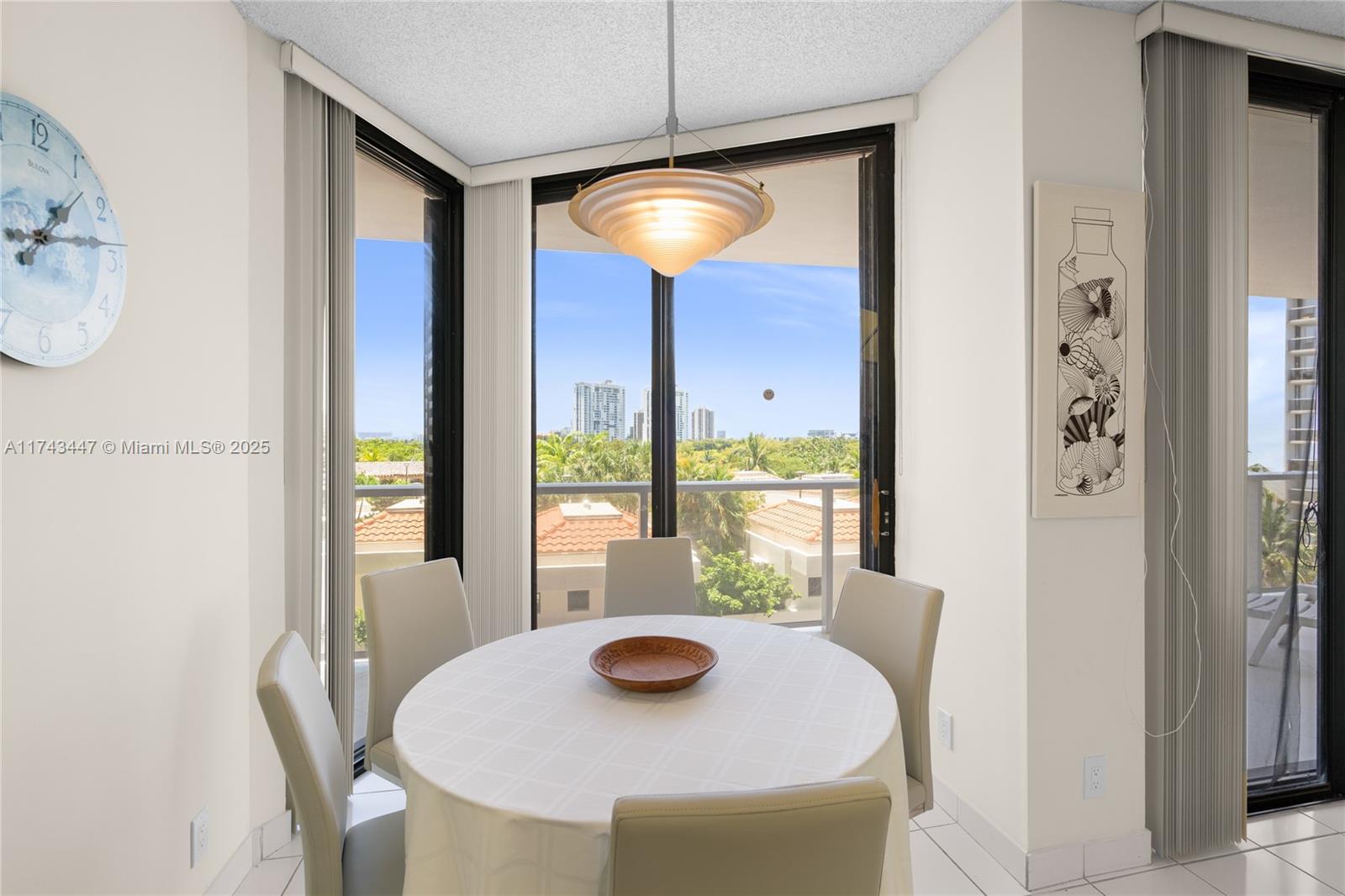 HAMPTONS WEST CONDO - Residential