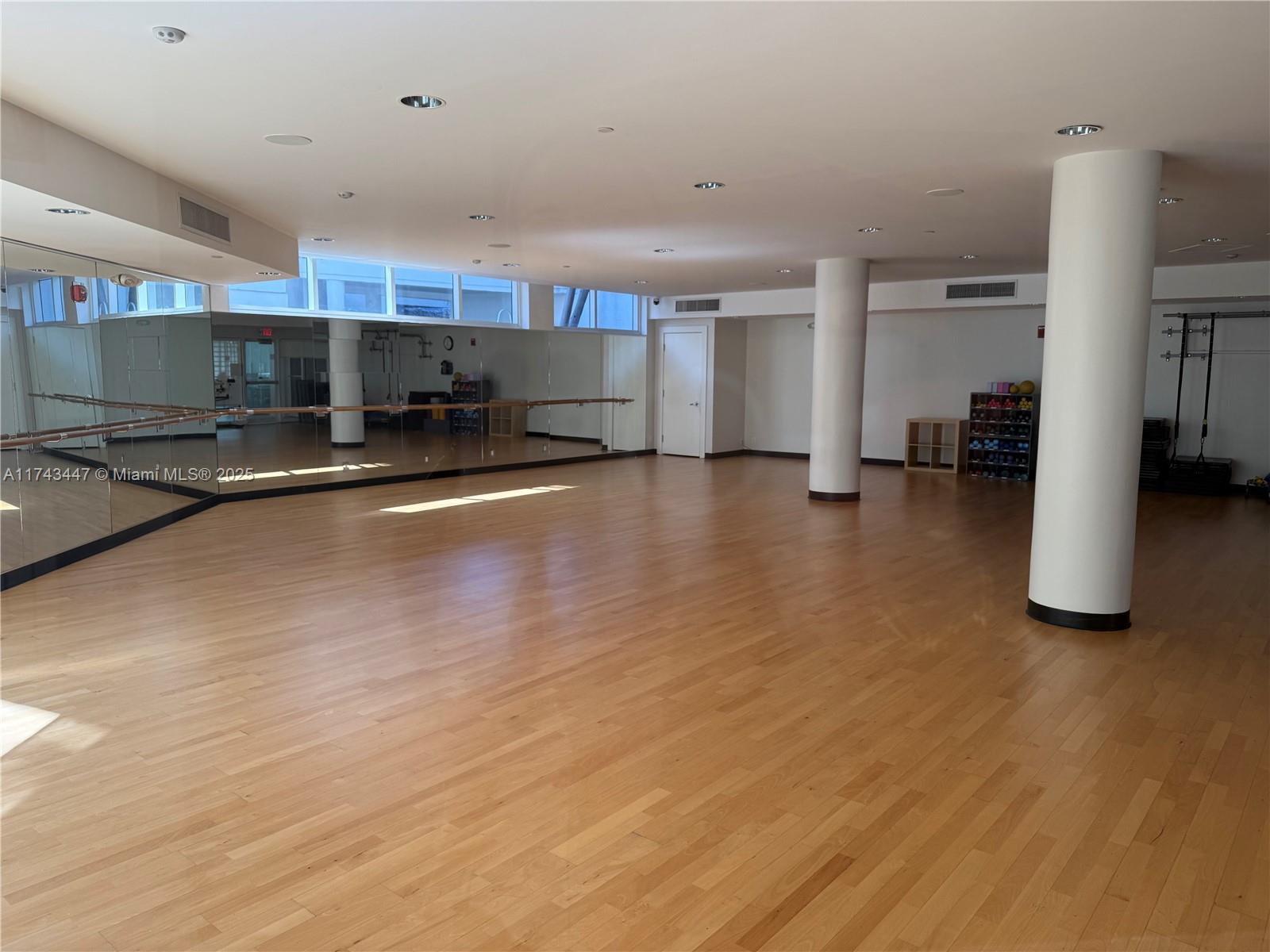 HAMPTONS WEST CONDO - Residential