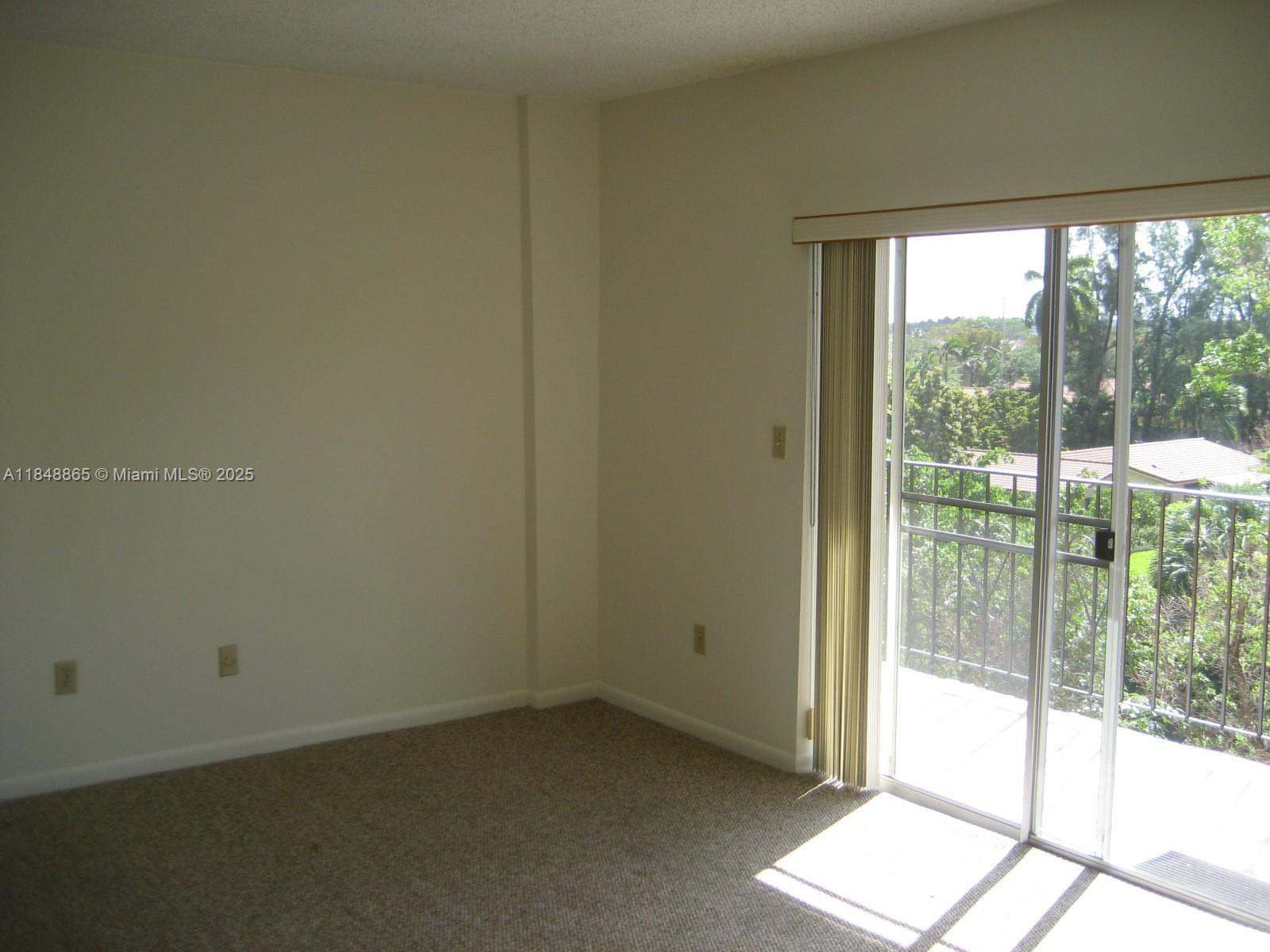 900 SW 84th Ave 411A