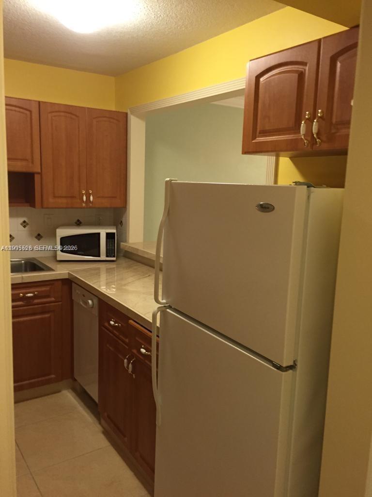 WISPERWOOD VILLAGE CONDO - Residential Lease