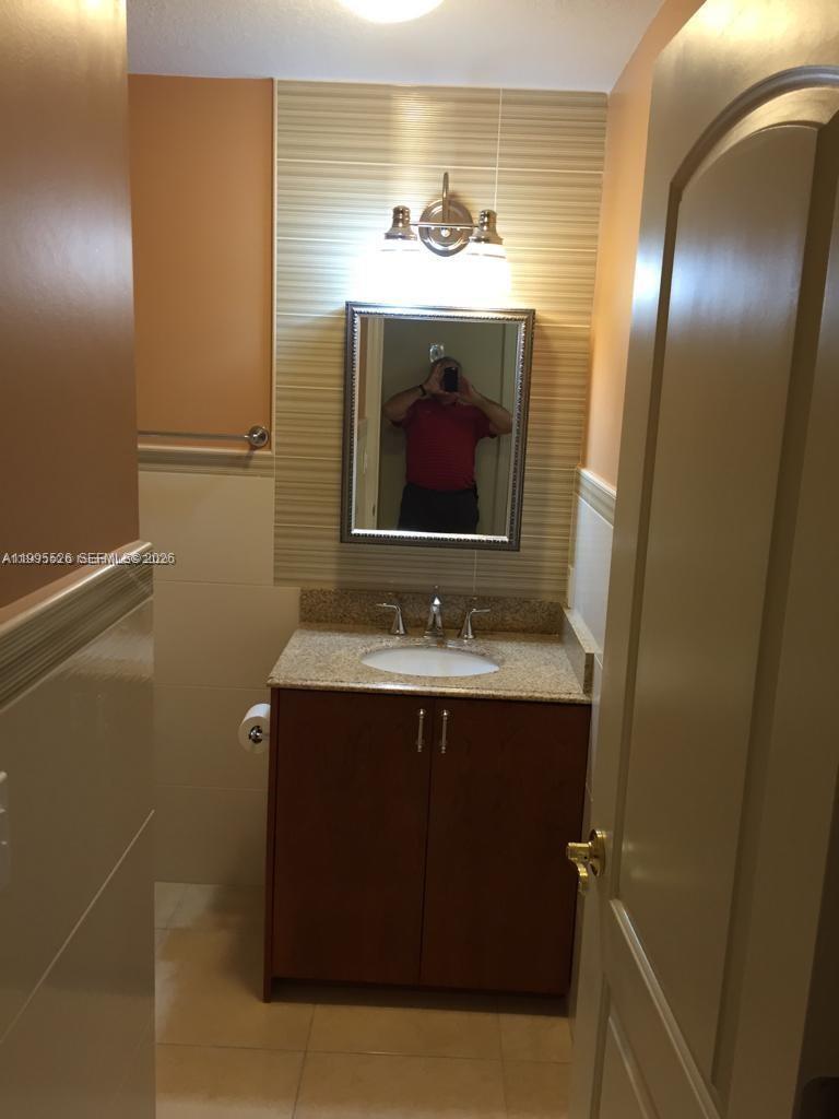 WISPERWOOD VILLAGE CONDO - Residential Lease