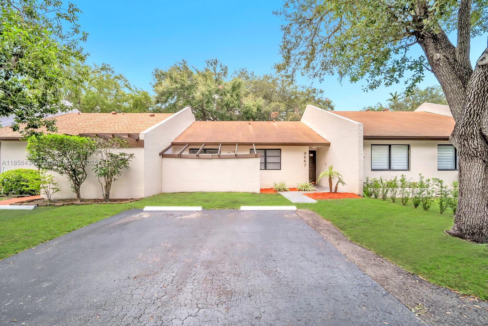 9667 NW 15th Ct