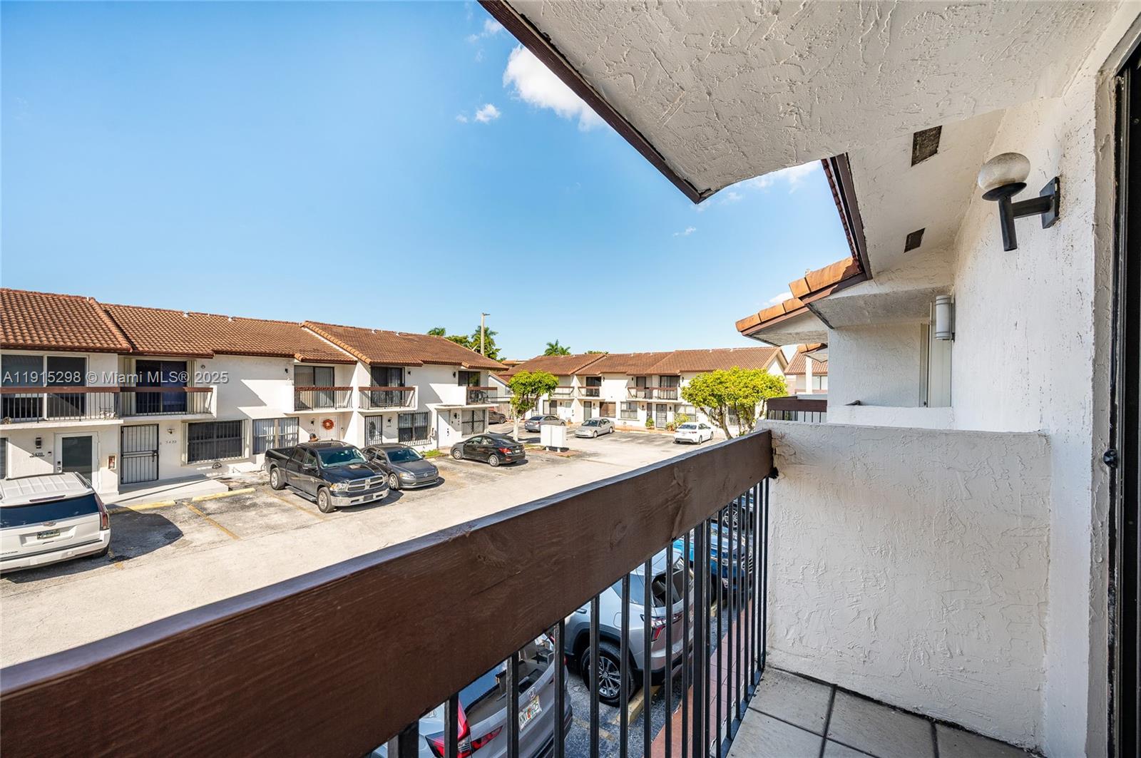 SECOND WEST LAKE CONDO - Residential