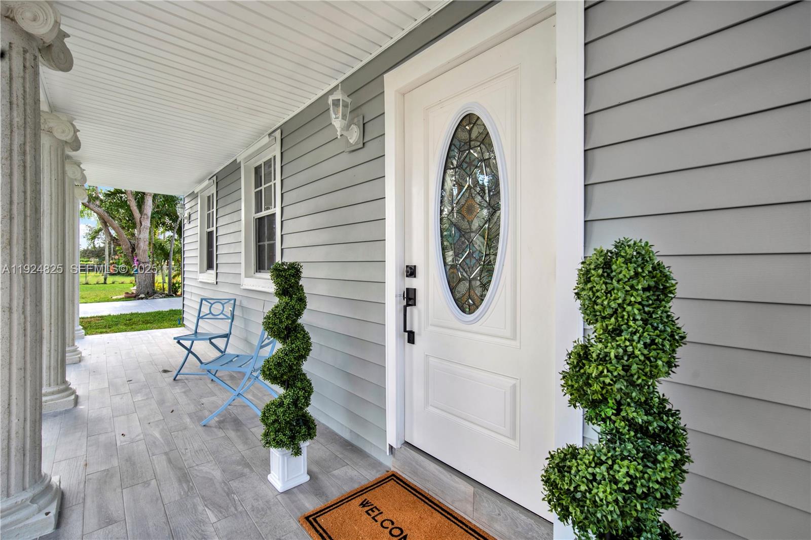 SILVER PALMS GROVES - Residential