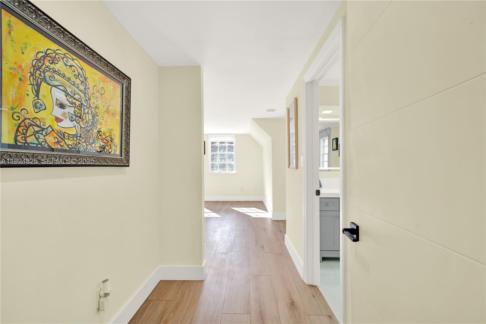 SILVER PALMS GROVES - Residential