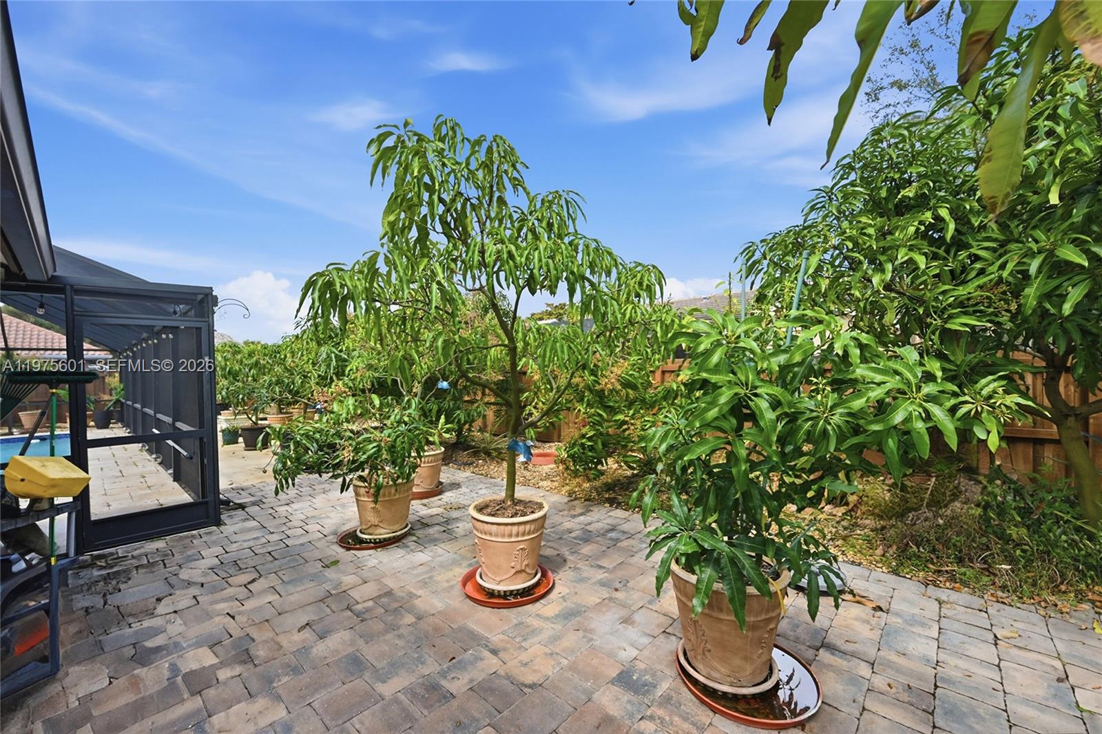 NORTH SPRINGS - Residential