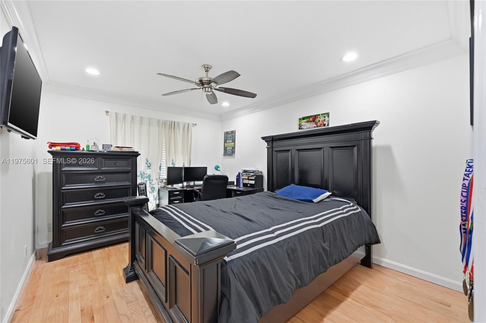 NORTH SPRINGS - Residential