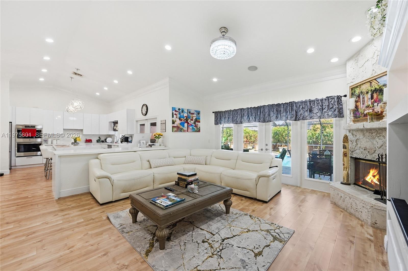 NORTH SPRINGS - Residential