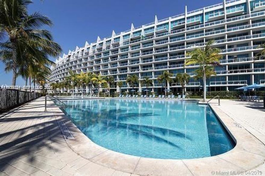 BEAUTIFUL 2 STORY APARTMENT, WITH INCREDIBLE WATER VIEWS. WHITE PORCELAIN FLOORS, TOP OF THE LINE STAINLESS STEEL APPLIANCES, DESIGN FIXTURES CUSTOM MADE CLOSETS, ROLLING CURTAINS IN LIVING ROOM, MASTER BEDROOM AND SECOND BEDROOM. SMART TECHNOLOGY BUILDIN G. STATE OF THE ART FITNESS CENTER, SPA, 2 TENNIS COURTS, 24/7 SECURITY, PARTY ROOM AND MUCH MORE.