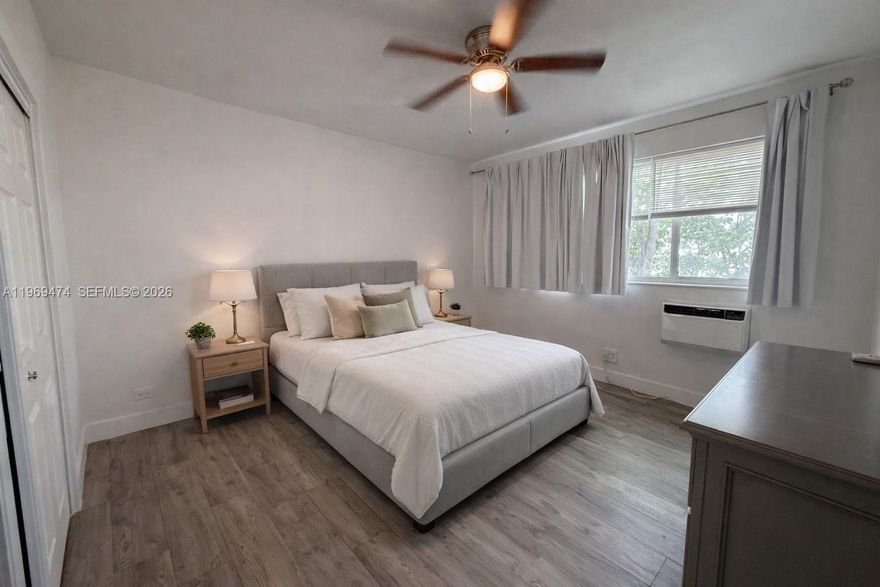 Bright and well maintained 1 bedroom 1 bathroom in the heart of North Beach. Quick and easy approval process with no association, making it ideal for a fast move in. Conveniently located near parks, shops, restaurants, public transportation, and just minutes from the beach. Enjoy easy access to daily essentials, major roads, and local conveniences. Ready for immediate occupancy. Contact listing agent for details and showings.