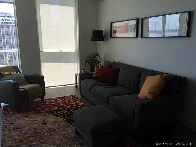 VIZCAYNE - Residential Lease