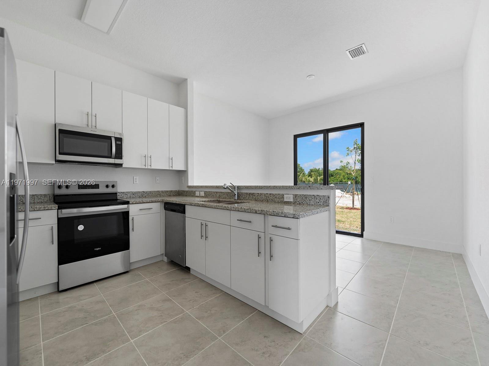 Highland Residences - Residential