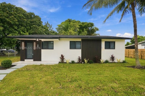 Photo of 26810 SW 128th Ave, Homestead, FL 33032 (MLS # A12091137)