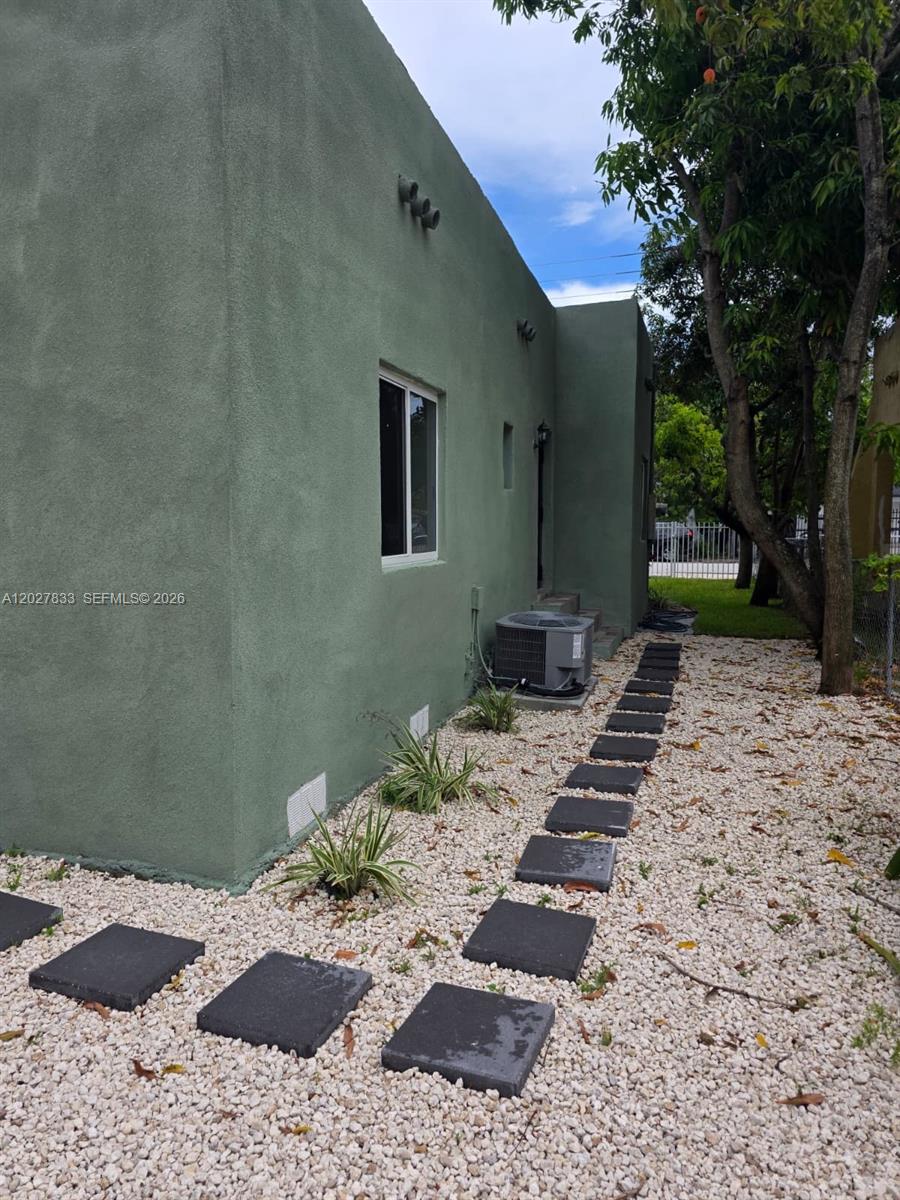 36TH ST MANOR - Residential