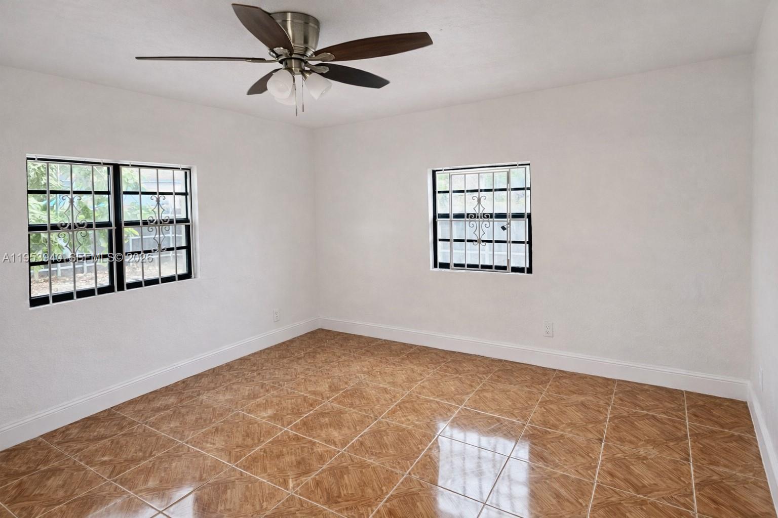 LIBERTY CITY - Residential Lease