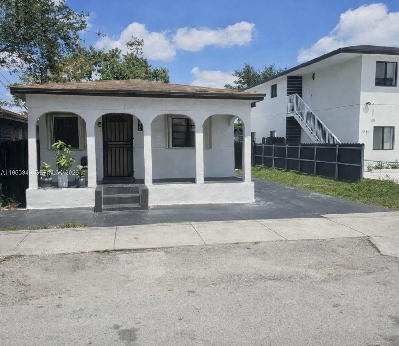 LIBERTY CITY - Residential Lease