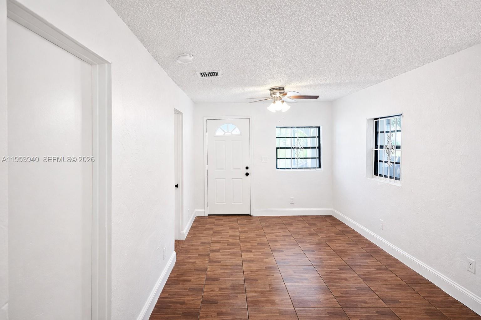 LIBERTY CITY - Residential Lease