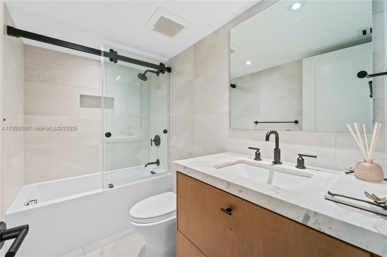 BRICKELL KEY ONE CONDO - Residential