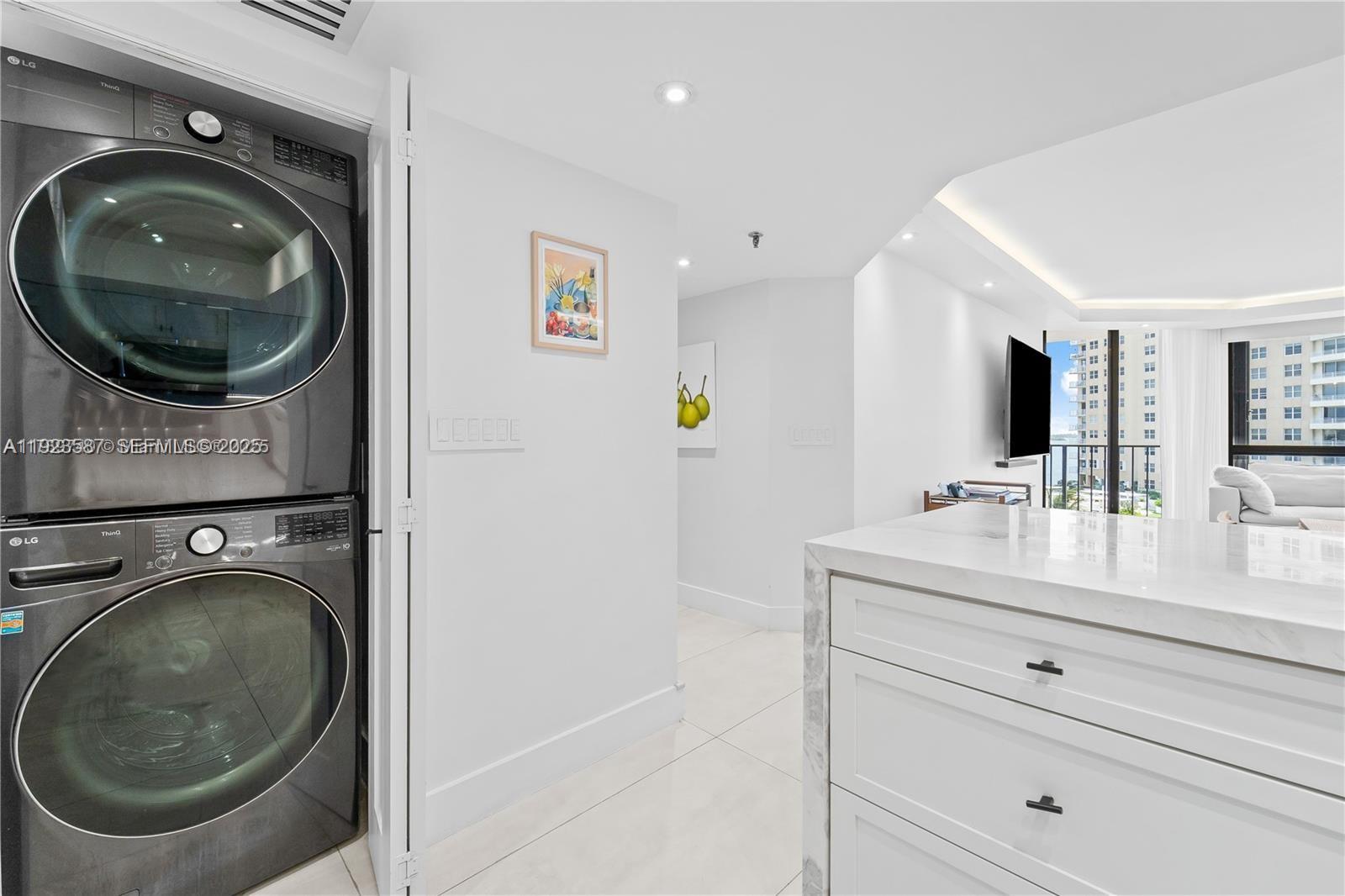 BRICKELL KEY ONE CONDO - Residential