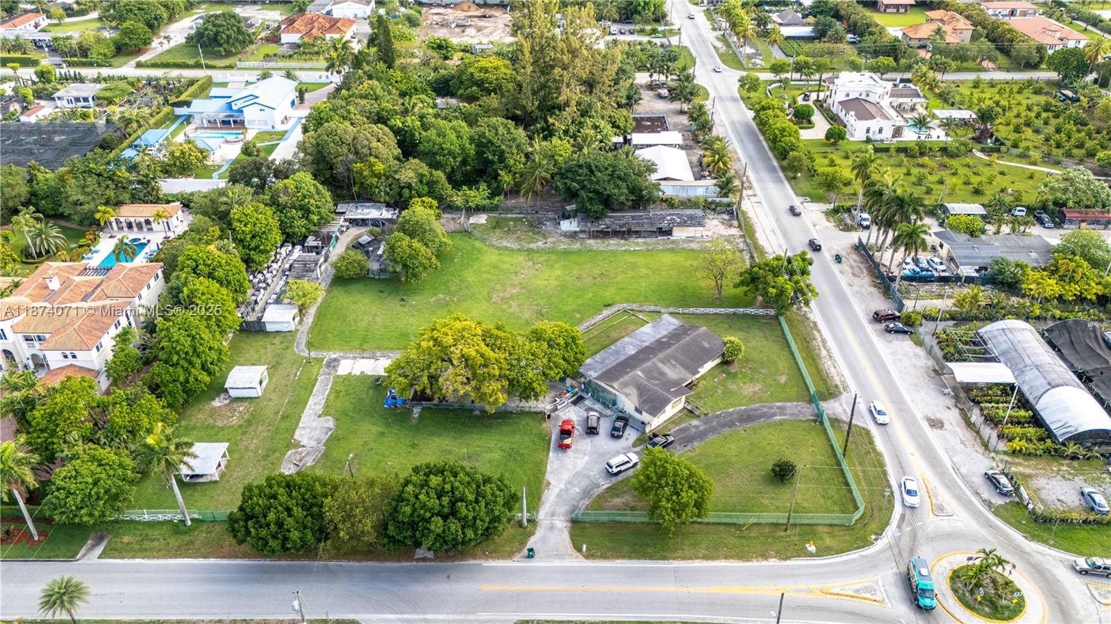 BIRD ROAD FARMSITES - Land