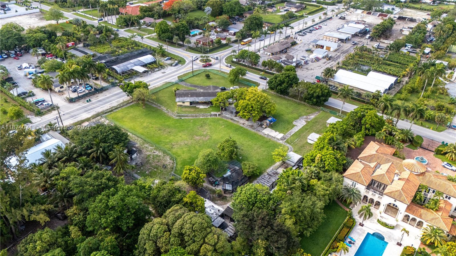 BIRD ROAD FARMSITES - Land