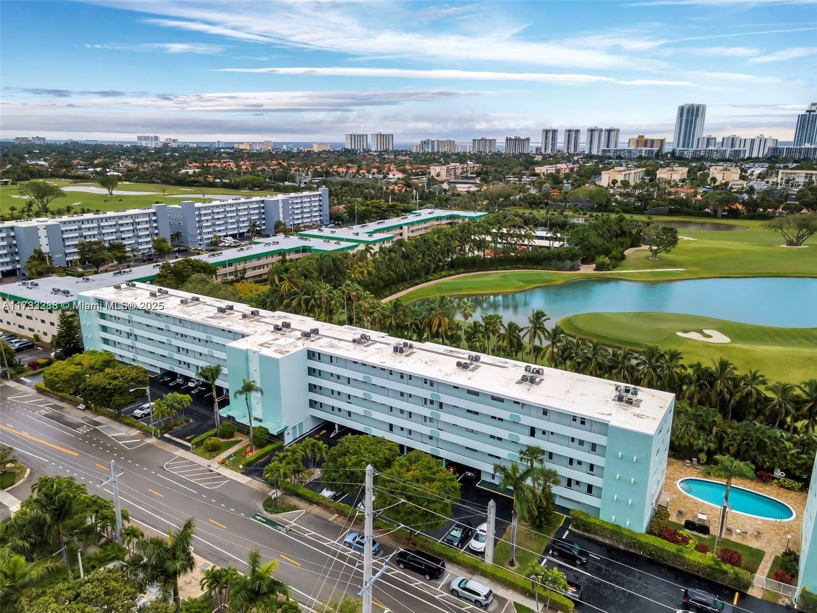 700 Ne 14th Ave 506, Hallandale Beach, Broward County, Florida - 1 Bedrooms  
1 Bathrooms - 