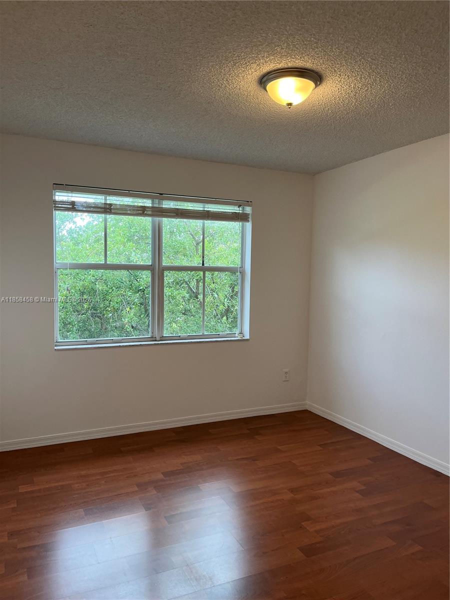 LA VIA CONDO - Residential Lease