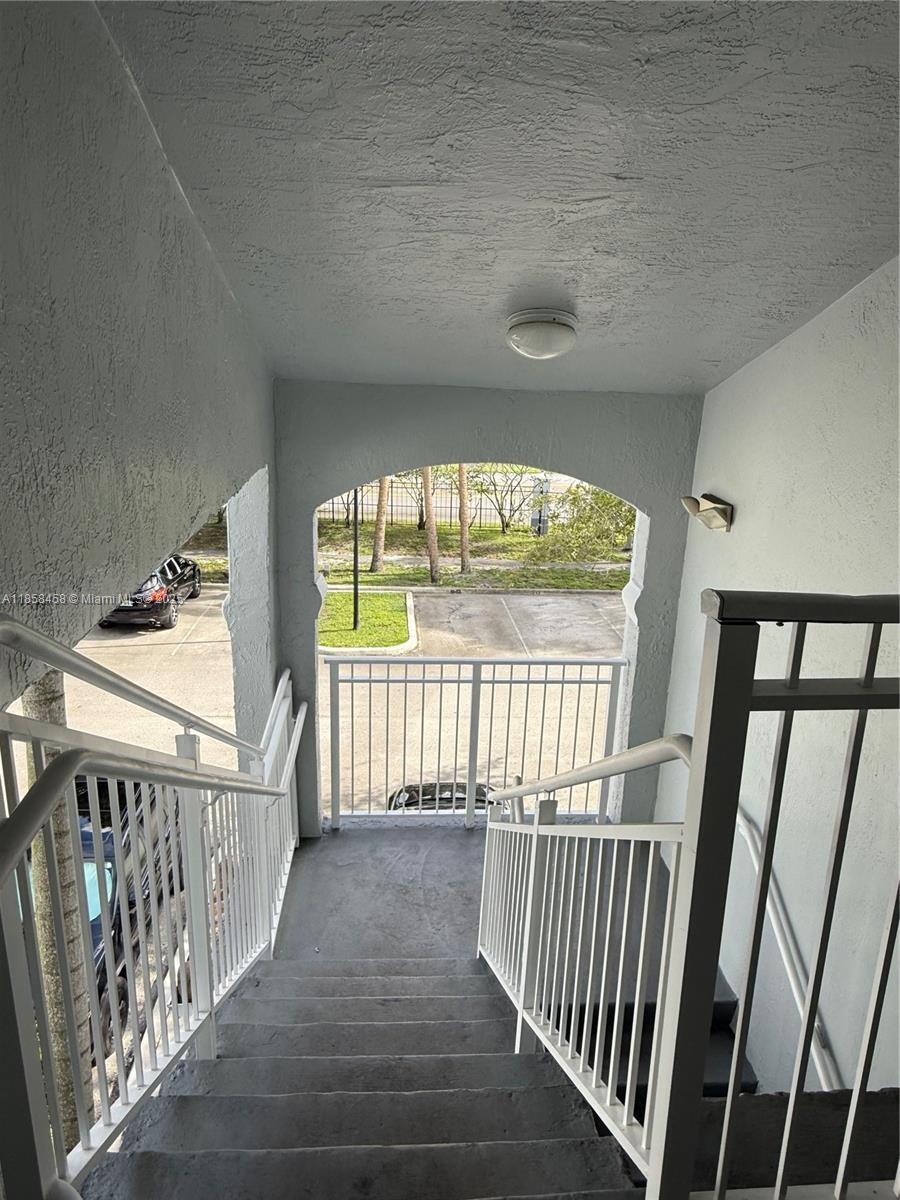 LA VIA CONDO - Residential Lease