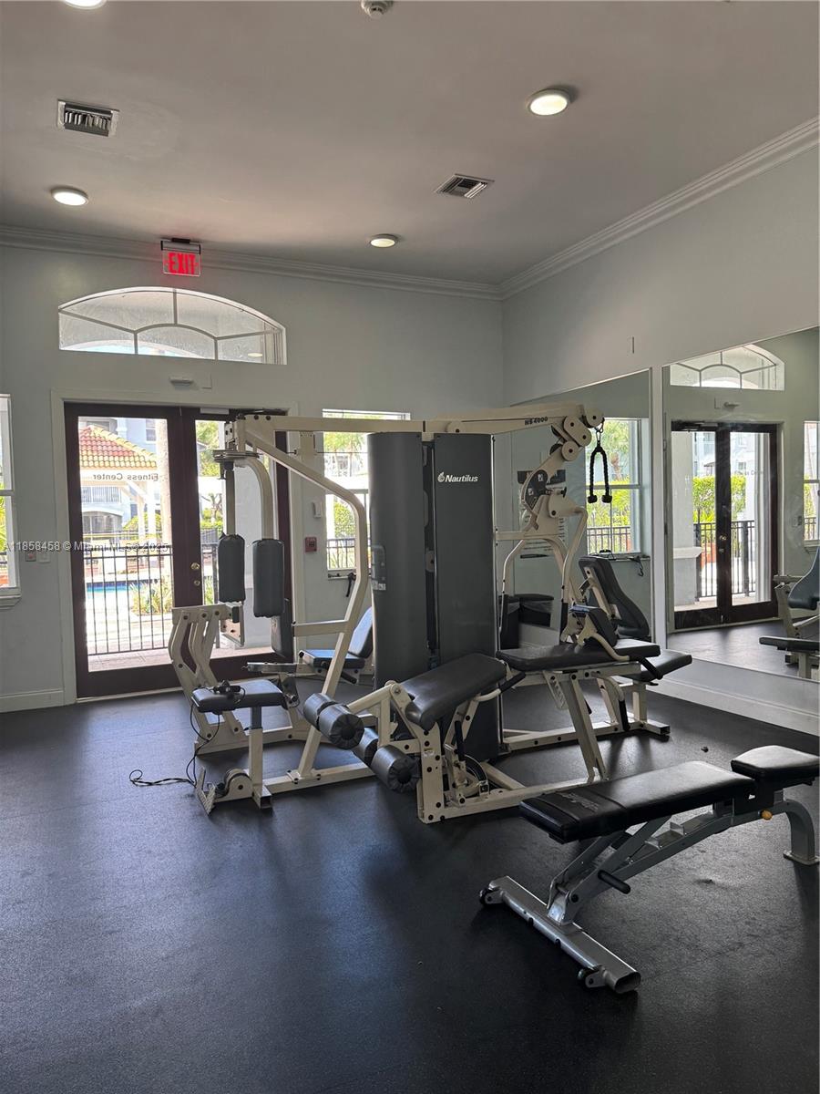 LA VIA CONDO - Residential Lease