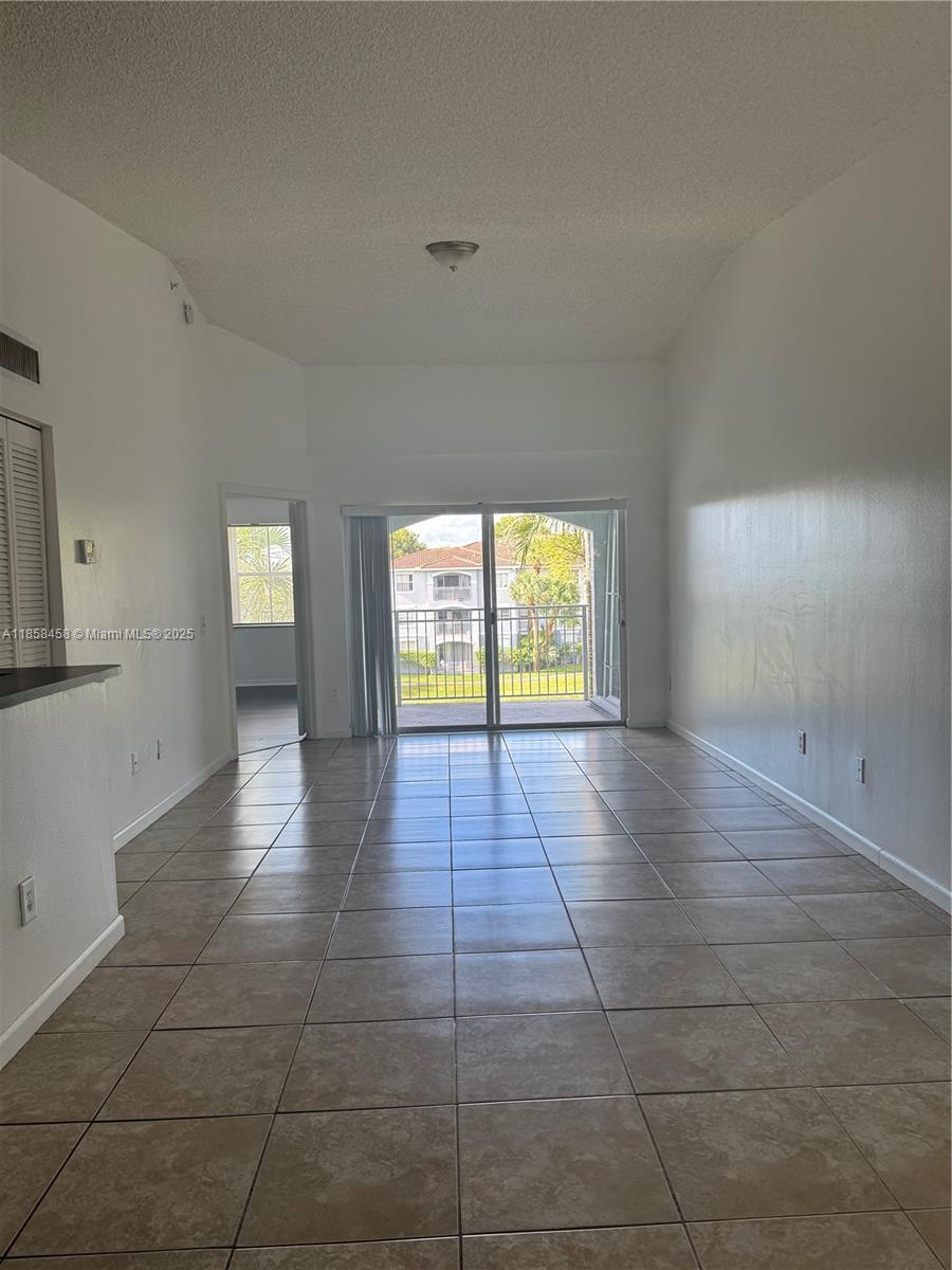 LA VIA CONDO - Residential Lease