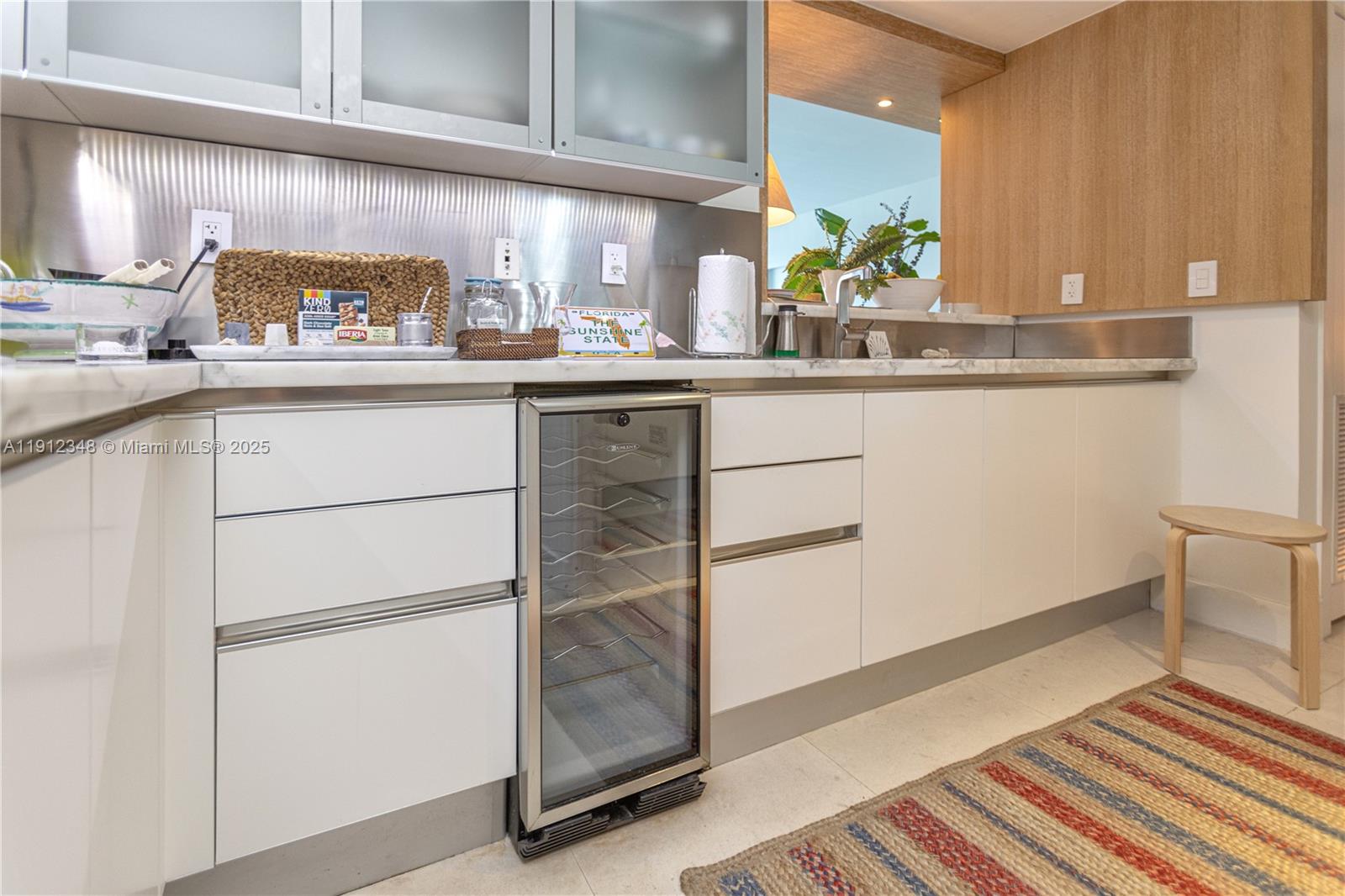 THE BENTLEY BAY CONDO - Residential