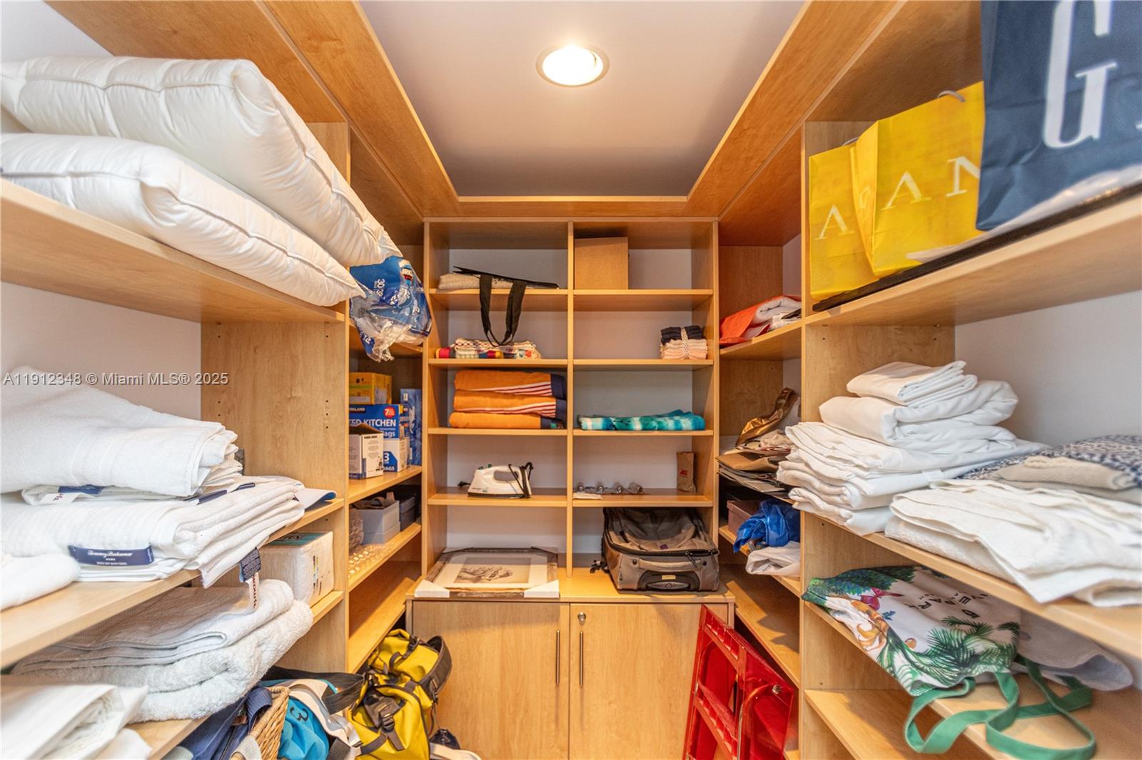 THE BENTLEY BAY CONDO - Residential