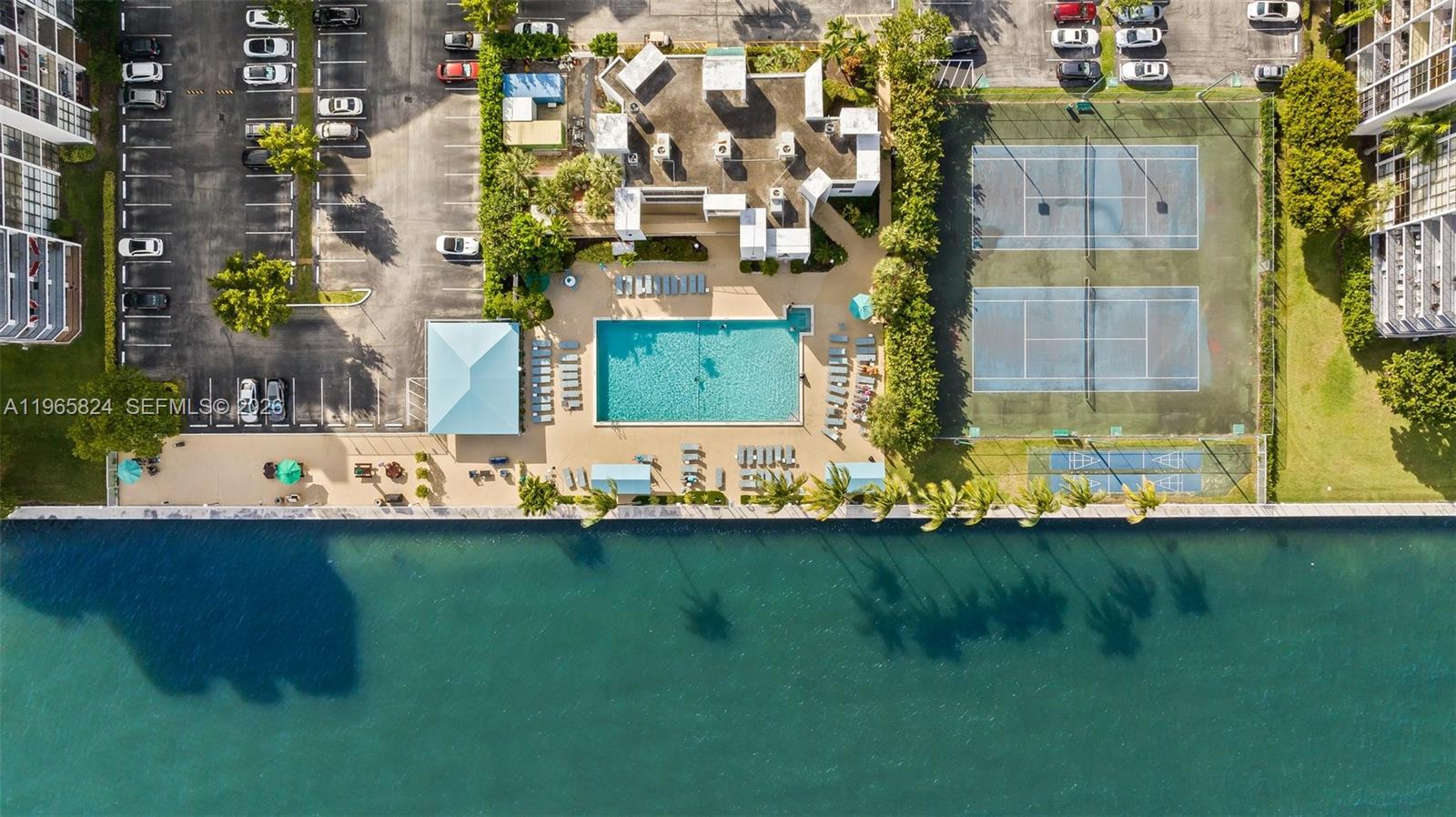 OCEANVIEW PARK CONDO - Residential