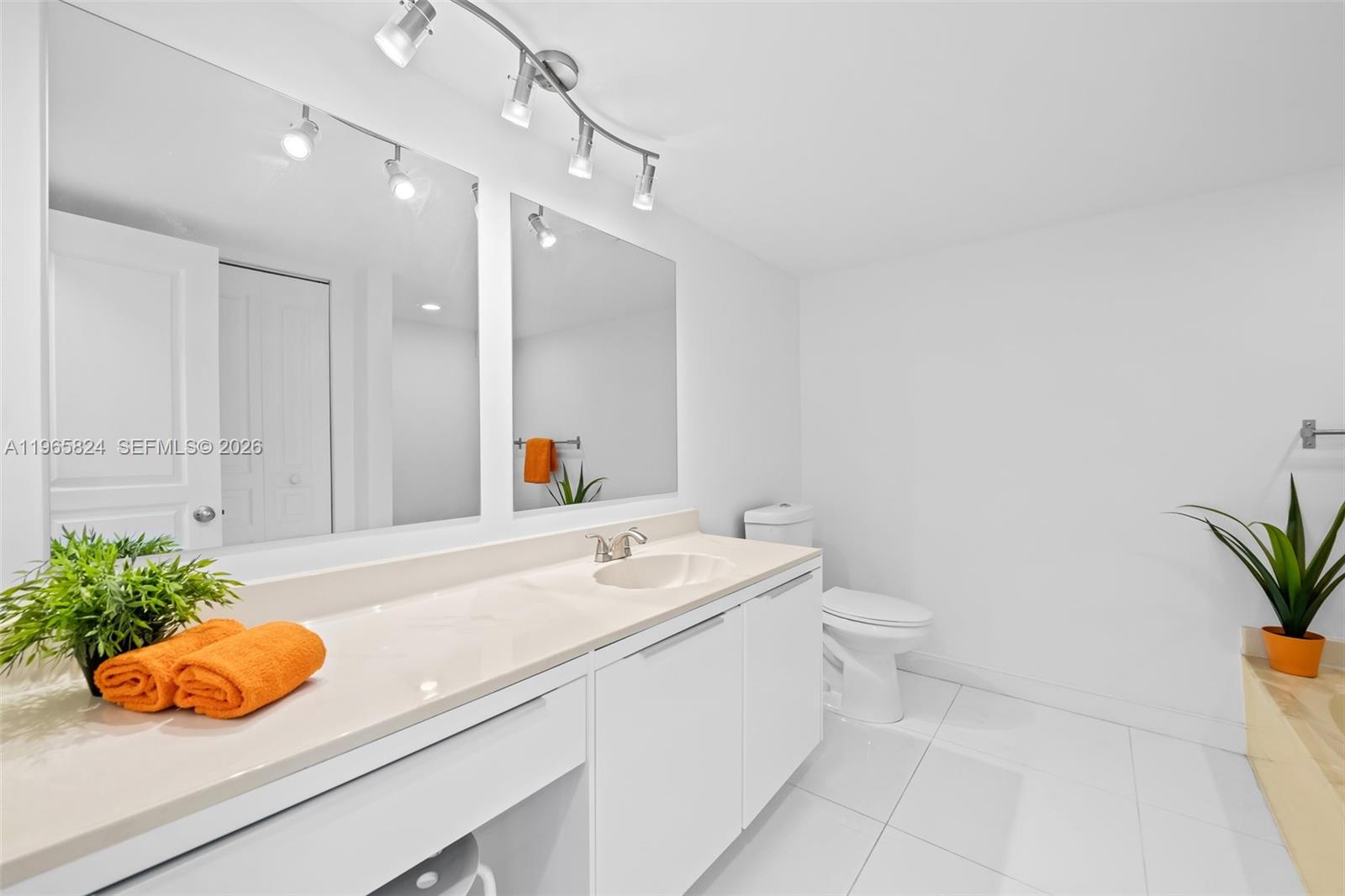 OCEANVIEW PARK CONDO - Residential