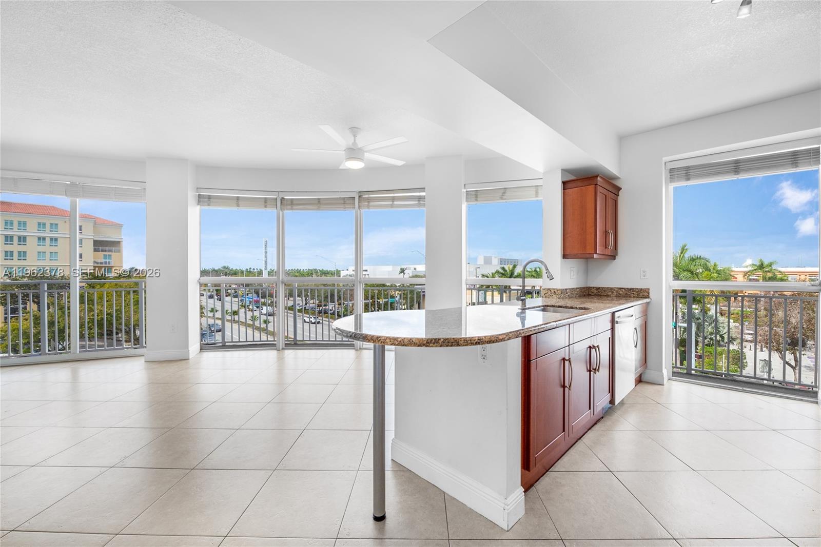 DOWNTOWN DADELAND CONDO N - Residential