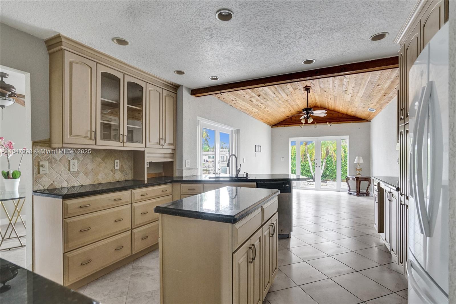 HIGH RIDGE ESTATES ADD - Residential