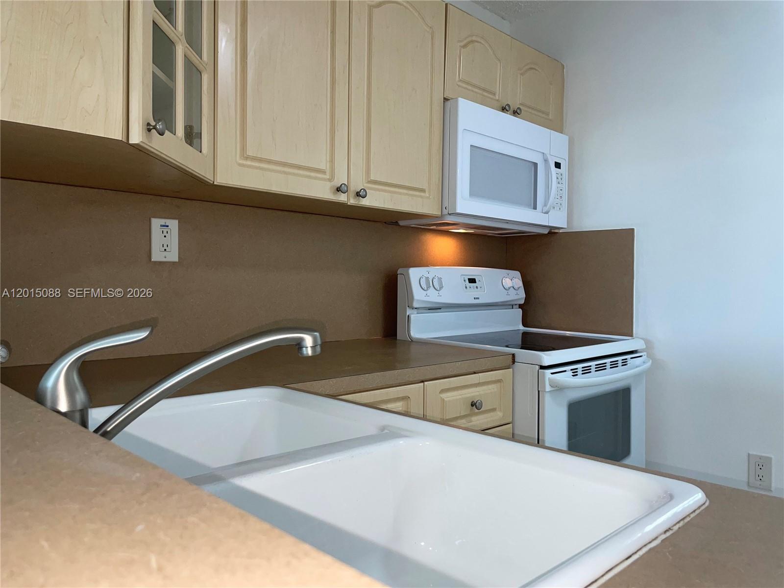 CORAL WAY VILLAGE CONDO - Residential Lease