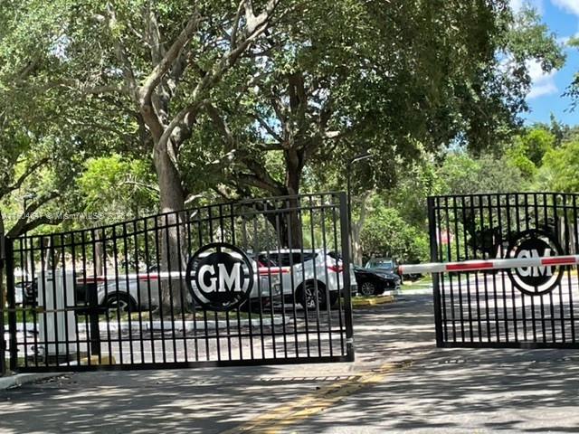 GRAND MARQUIS CONDO - Residential Lease