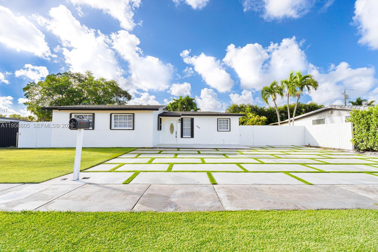 PALM SPRINGS NORTH SEC B - Residential