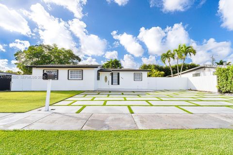 7884 NW 175th St Hialeah FL 33015